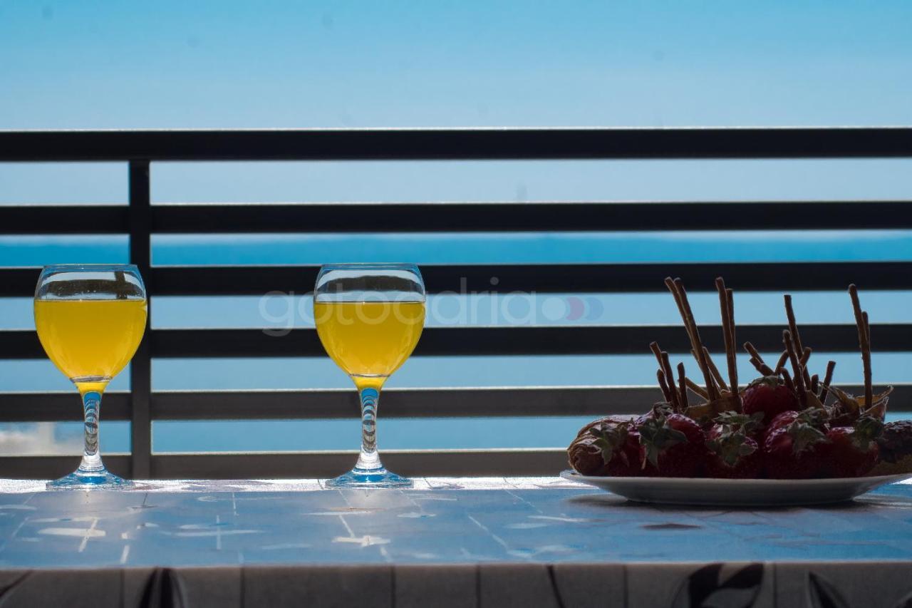 Apartment Sea View Ljiljana *